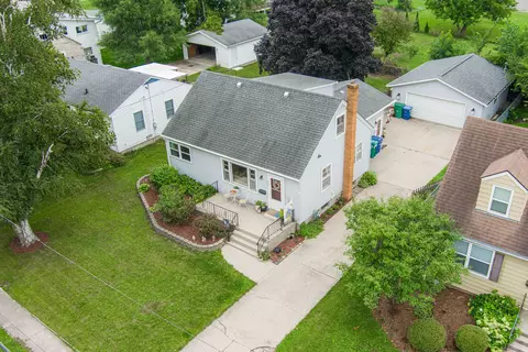 312 E Sunset Pl, Dekalb, IL 60115 photo 3