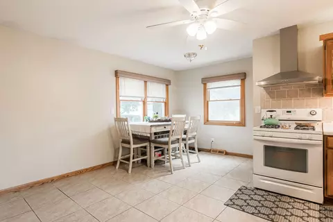 312 E Sunset Pl, Dekalb, IL 60115 photo 12