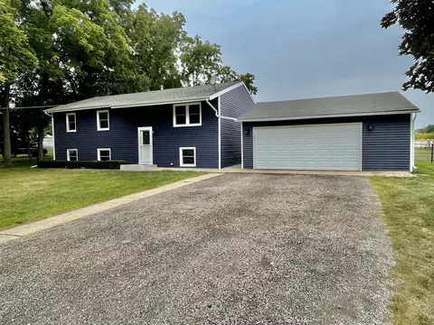 512 E North St, Durand, IL 61024