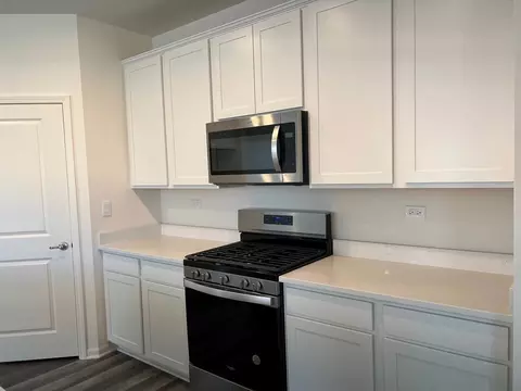 2741 Harnish Dr, Algonquin, IL 60102 photo 9