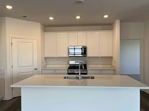 2741 Harnish Dr, Algonquin, IL 60102 photo 7