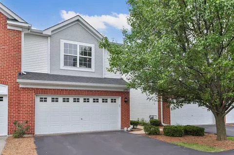 1492 Millbrook Dr #1492, Algonquin, IL 60102