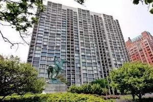 3200 N Lake Shore Dr #1708, Chicago, IL 60657