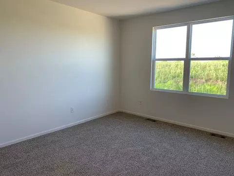 935 Eineke Blvd, Algonquin, IL 60102 photo 17