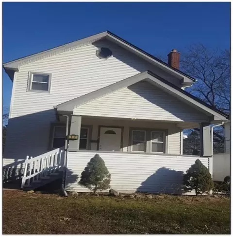 17 N State St, Glenwood, IL 60425
