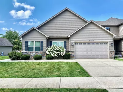 15752 Cove Cir, Plainfield, IL 60544