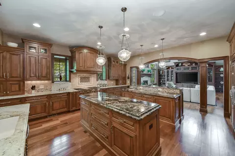 1215 Tranquility Ct, Naperville, IL 60540 photo 11