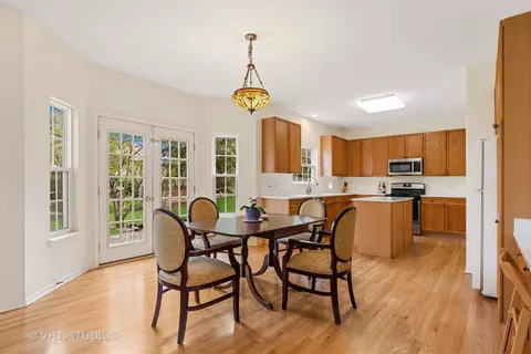 33879 N Summerfields Dr, Gurnee, IL 60031 photo 8