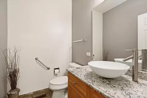 33879 N Summerfields Dr, Gurnee, IL 60031 photo 12