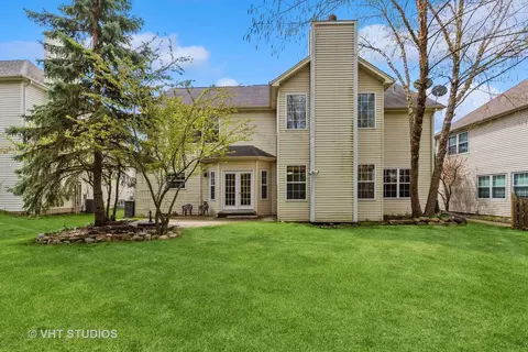 33879 N Summerfields Dr, Gurnee, IL 60031 photo 23