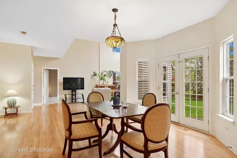 33879 N Summerfields Dr, Gurnee, IL 60031 photo 9
