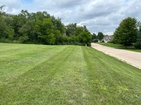 5403 Rita Ave, Crystal Lake, IL 60014