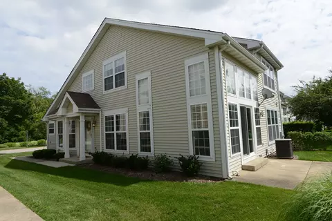938 Willow St, Itasca, IL 60143 photo 3