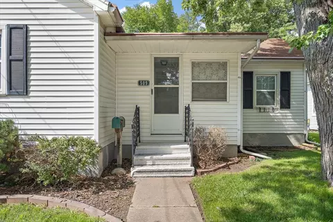509 W Macarthur Ave, Bloomington, IL 61701 photo 3