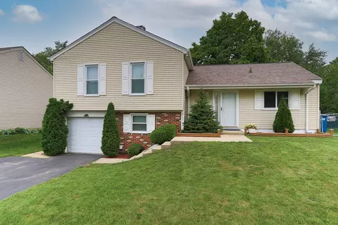 263 Lincoln Dr, Bartlett, IL 60103