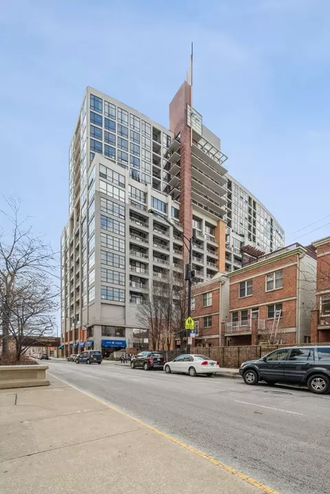 1530 S State St #15E, Chicago, IL 60605
