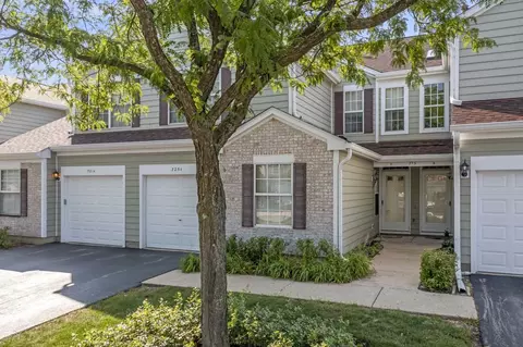 725 W Streamwood Blvd #A, Streamwood, IL 60107