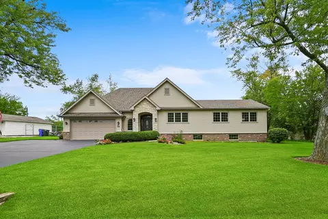 8310 Paloma Dr, Orland Park, IL 60462