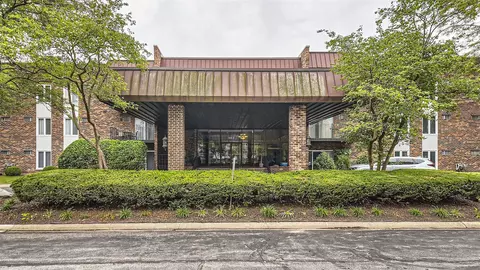 1053 W Ogden Ave #3-247, Naperville, IL 60563
