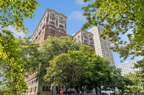 5000 N Marine Dr #2A, Chicago, IL 60640