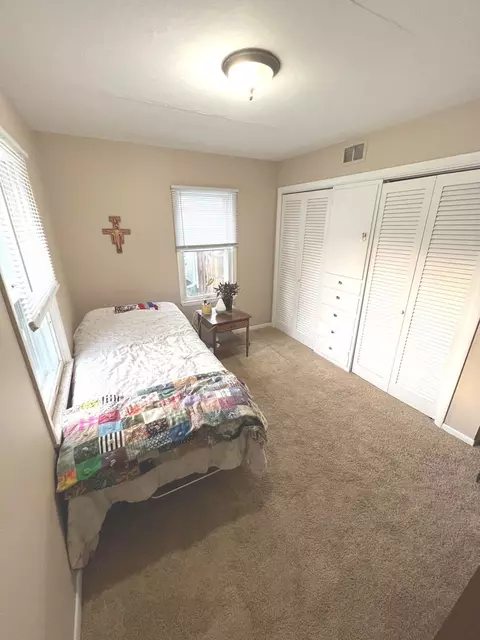 606 Normal Rd, Dekalb, IL 60115 photo 12