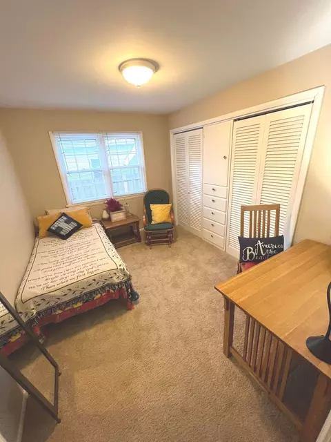 606 Normal Rd, Dekalb, IL 60115 photo 13
