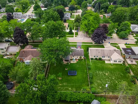 113 E Sunset Pl, Dekalb, IL 60115 photo 9