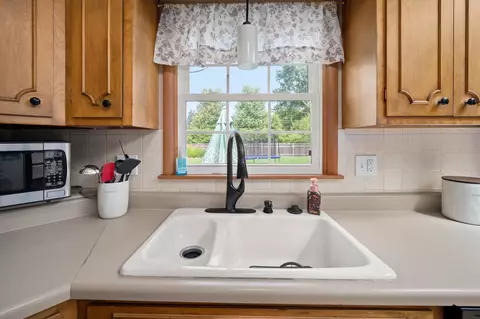 113 E Sunset Pl, Dekalb, IL 60115 photo 16