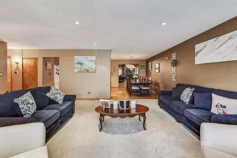 51 Willow Trl, Wheeling, IL 60090 photo 8