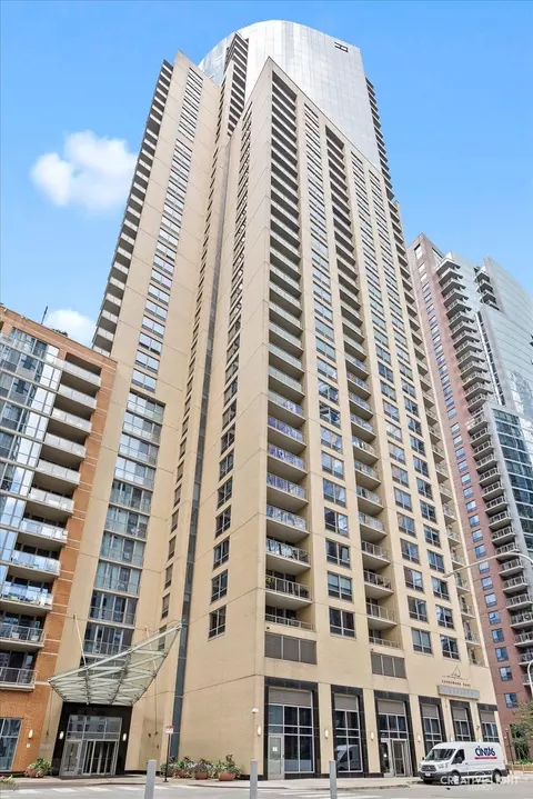 420 E Waterside Dr #3002, Chicago, IL 60601