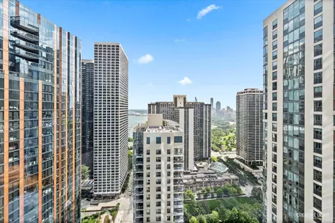 420 E Waterside Dr #3002, Chicago, IL 60601 photo 21