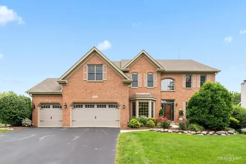 4204 Richwood Ct, Naperville, IL 60564