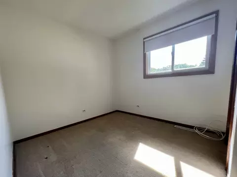 566 Green Dr, Wheeling, IL 60090 photo 8