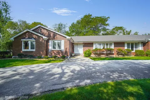 20700 Brookwood Dr, Olympia Fields, IL 60461