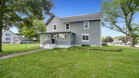 1031 Garfield Ave, Belvidere, IL 61008