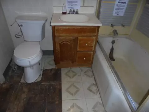 12902 S Lowe Ave, Chicago, IL 60628 photo 7