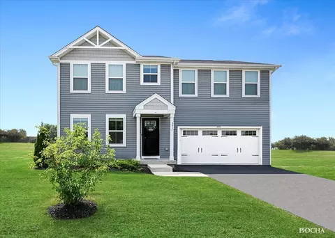 391 E Meadowdale Cir, Hampshire, IL 60140
