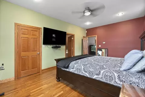 8951 S Parnell Ave, Chicago, IL 60620 photo 28