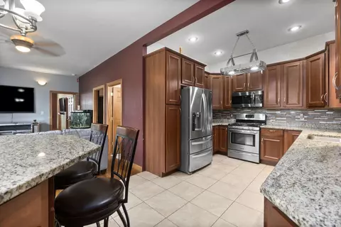 8951 S Parnell Ave, Chicago, IL 60620 photo 23
