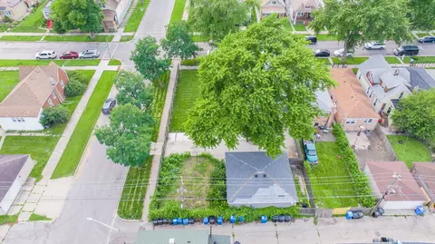 8951 S Parnell Ave, Chicago, IL 60620 photo 17