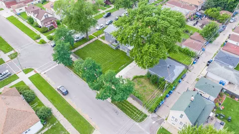 8951 S Parnell Ave, Chicago, IL 60620 photo 16