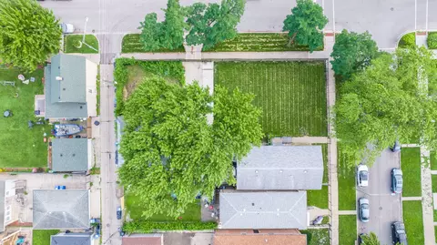 8951 S Parnell Ave, Chicago, IL 60620 photo 18