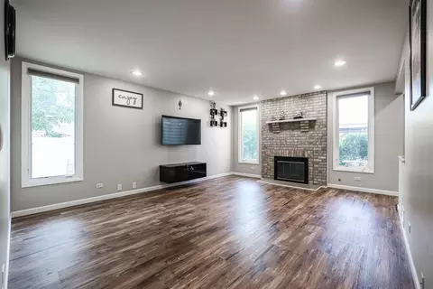 860 Kent Cir, Bartlett, IL 60103 photo 12