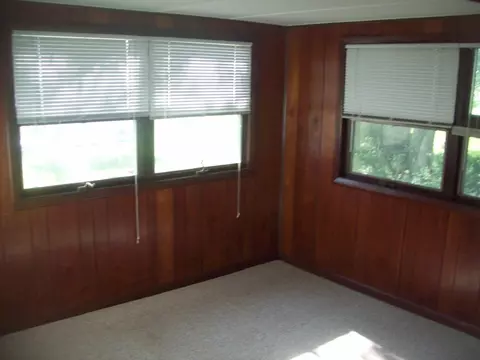 106 E Jackson St, Ohio, IL 61349 photo 8