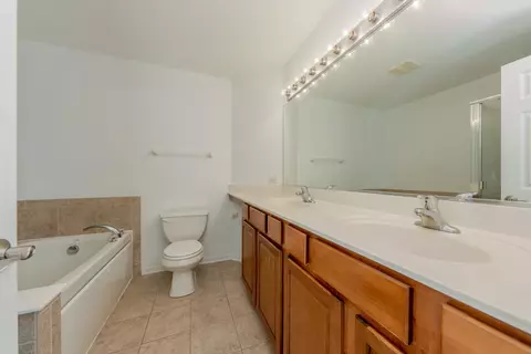 1922 Sundrop Ct, Bartlett, IL 60103 photo 8