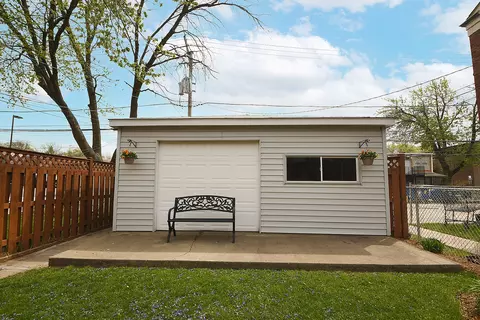 10923 S Artesian Ave, Chicago, IL 60655 photo 29