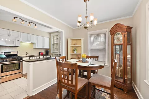10923 S Artesian Ave, Chicago, IL 60655 photo 9