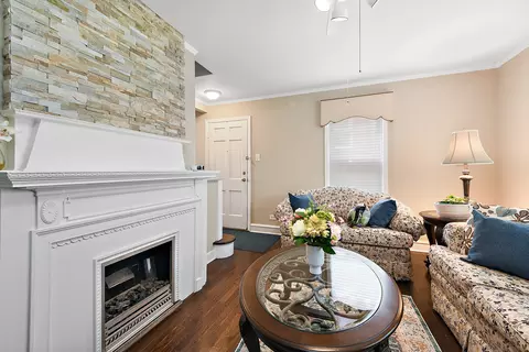10923 S Artesian Ave, Chicago, IL 60655 photo 8