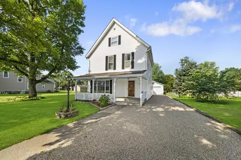 219 N Oak St, Toluca, IL 61369