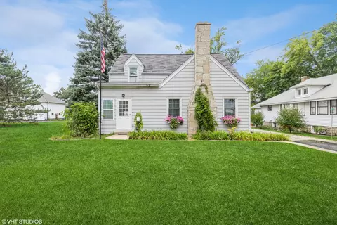 116 E Main St, Lake Zurich, IL 60047